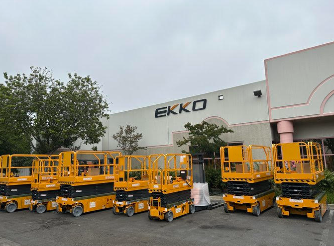 ES40E Ekko Scissor Lift Table