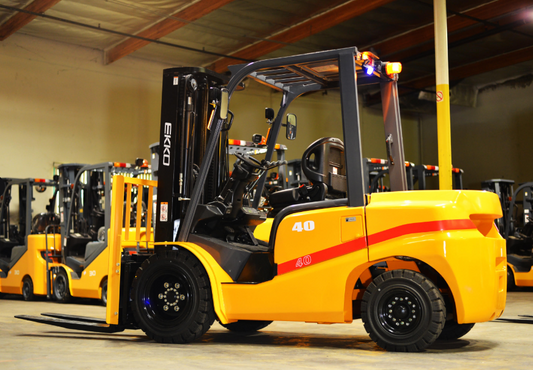 EK25D Diesel Forklift - Cap. 5000 lbs