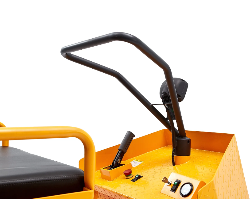 TORY CARRIER - Seated Electric Tow Tractor